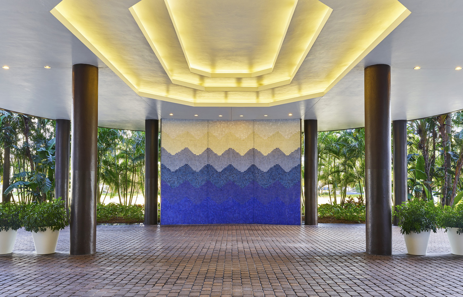 Porte Cochere