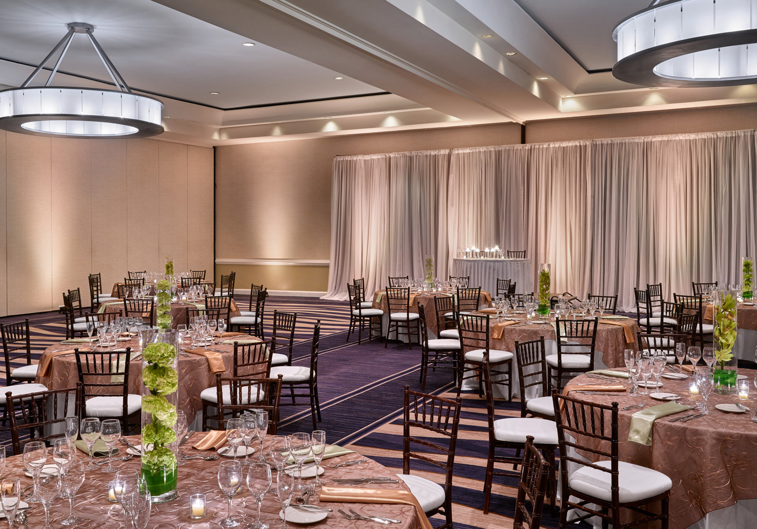 Ballroom - Banquet