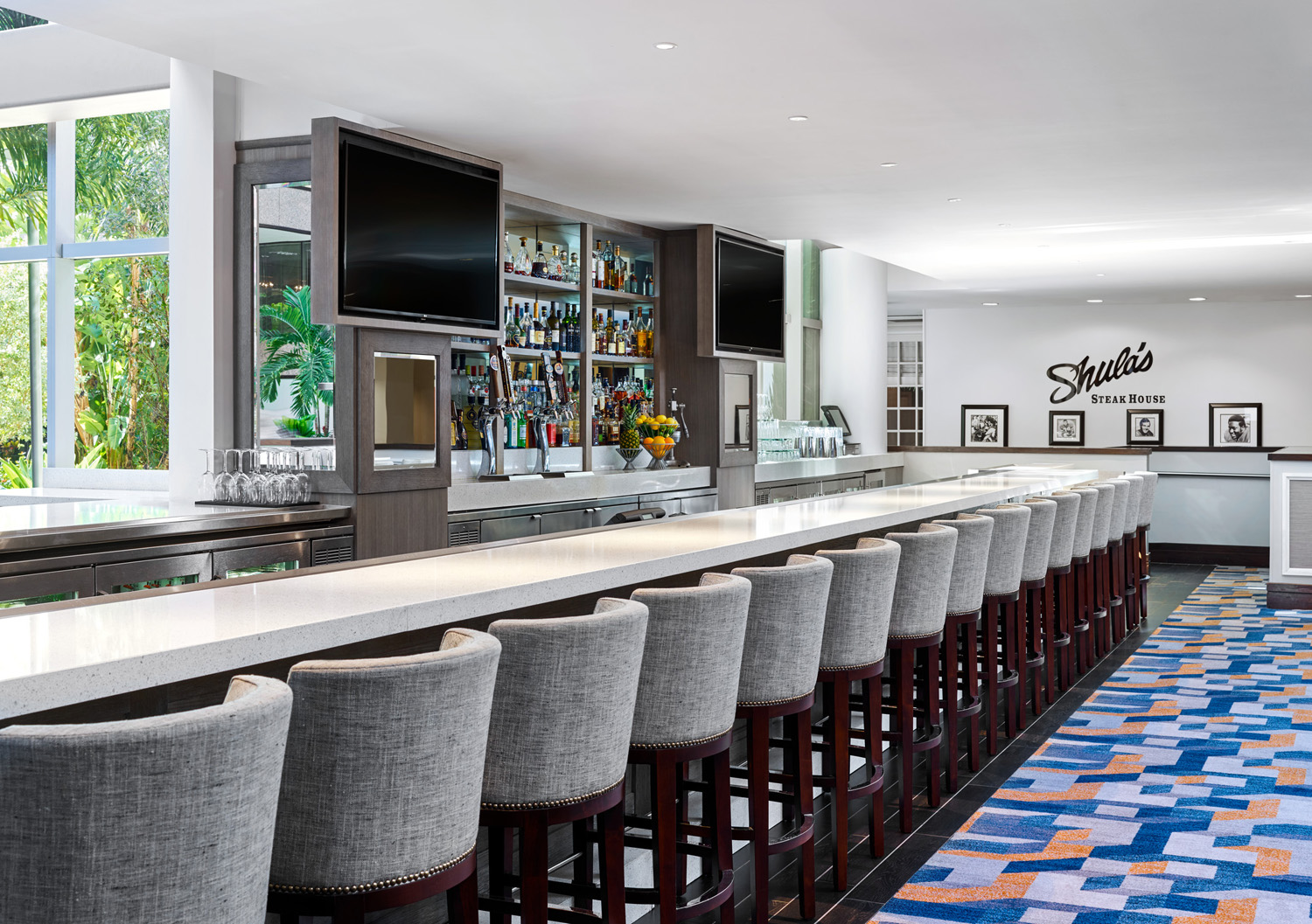 Shulas Bar